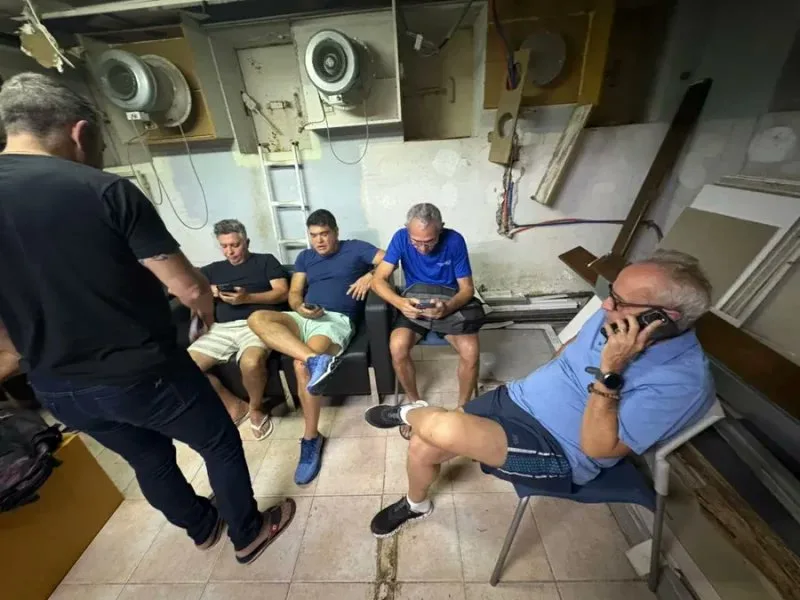 Cícero Lucena deixa abrigo em Israel e chega escoltado até a fronteira com a Jordânia