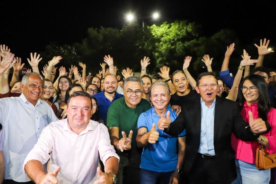 Nabor acompanha entrega de investimentos em municípios do Sertão e participa do Orçamento Democrático em Pombal