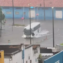 TRANSTORNOS: Fortes chuvas provocam alagamentos em diversos pontos da Capital nesta quarta (2) - VEJA VÍDEOS DOS PRINCIPAIS TRECHOS