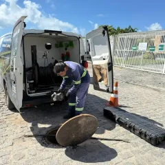 Sudema embarga abatedouro de aves por despejo irregular de esgoto em galeria pluvial de João Pessoa