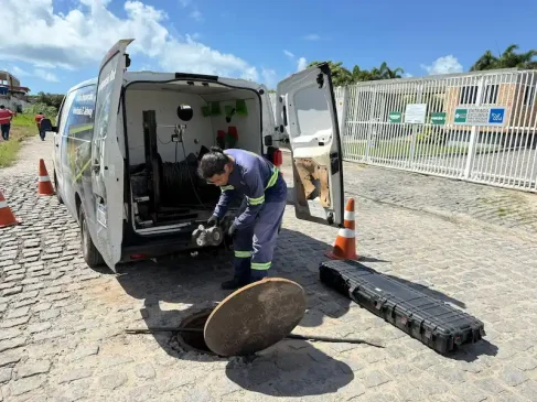 Sudema embarga abatedouro de aves por despejo irregular de esgoto em galeria pluvial de João Pessoa