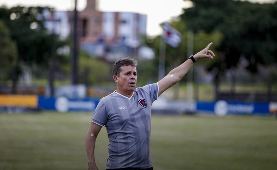 Evaristo Piza retorna ao Botafogo-PB para sua quarta passagem e assume desafio de livrar o time do rebaixamento