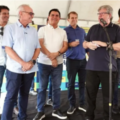 Ao lado de Chico Mendes e Bal Lins, João Azevêdo entrega obra de restauração da PB-400 que liga São José de Piranhas a Cajazeiras