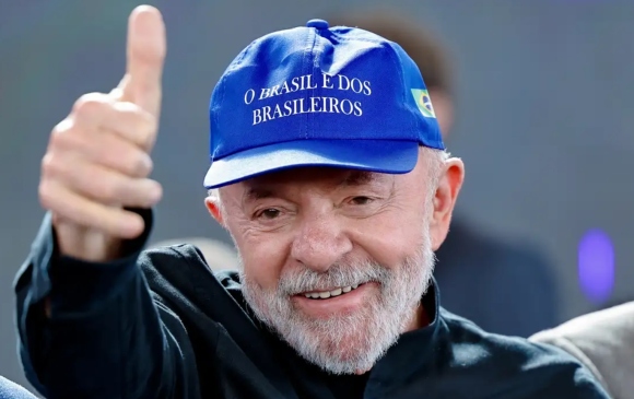 Lula cria comitê para enfrentar tarifa de Trump e se reunirá com empresários