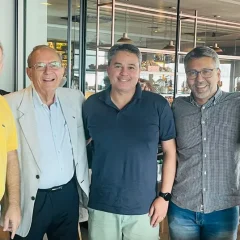 CONVITE FEITO: Efraim se reúne com Queiroga e Gilberto e esquenta rumores sobre filiação ao PL