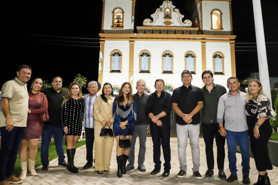 Nabor prestigia festa dos 327 anos de Pombal ao lado do prefeito Galego da Gavel
