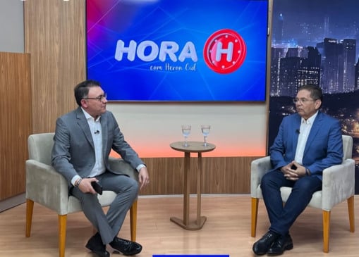 Adriano Galdino afirma que é o candidato natural a governador da base de João Azevêdo
