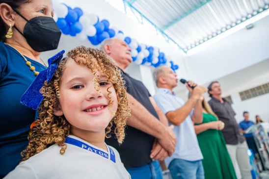 Patos atinge 67,47% de crianças alfabetizadas na idade certa, supera metas e lidera entre municípios com mais de 100 mil habitantes na Paraíba