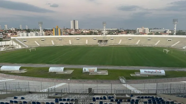 Estádio Amigão, em Campina Grande – Jan.2025 – João da Paz