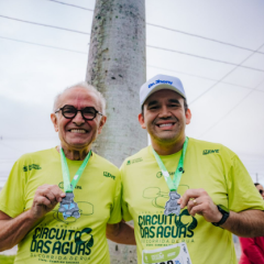 DE OLHO EM 2026: Cícero e Dr Jhony correm 5km e visitam feira da prata em Campina Grande