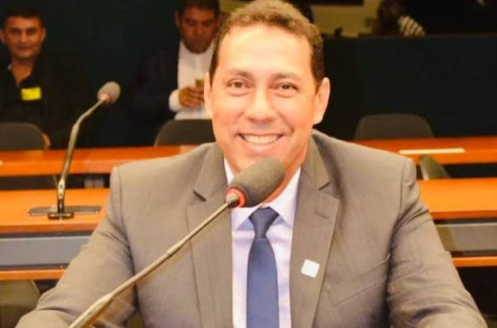 TCE-PB intima prefeito de Lucena para julgamento de contas de 2022 por irregularidades em gastos públicos