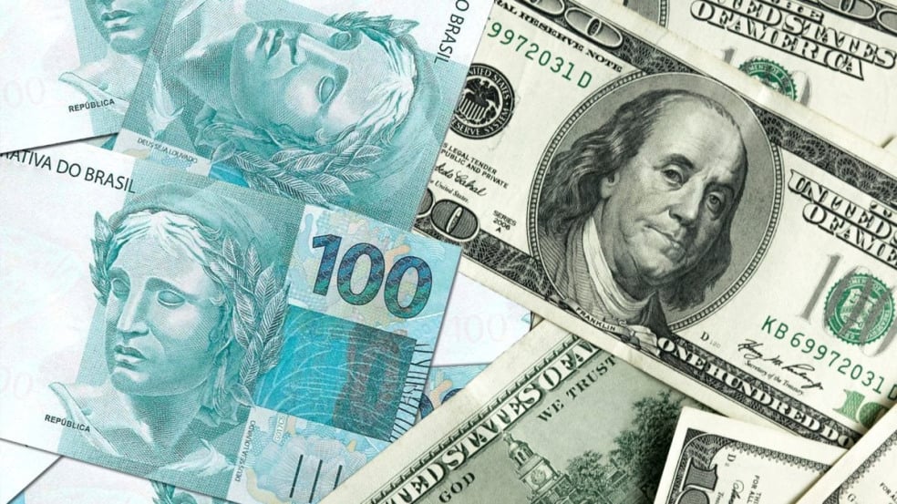 Dólar tem menor cotação em mais de 1 ano e Bolsa atinge máxima histórica