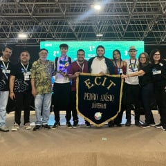 Equipe de robótica da ECIT Pedro Anísio conquista 1º lugar e garante vaga na Competição Brasileira de Robótica