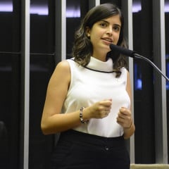 Tabata Amaral participa de seminário sobre novo Plano Nacional de Educação na Paraíba