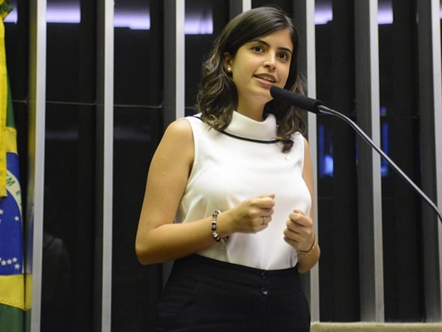 Tabata Amaral participa de seminário sobre novo Plano Nacional de Educação na Paraíba