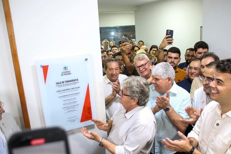 Saúde: João Azevêdo entrega novo tomógrafo e Centro Estadual de Reabilitação Físico e Intelectual, em Itabaiana