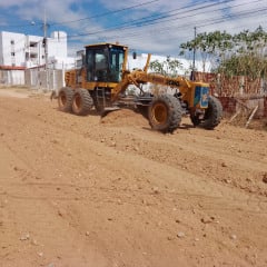 SEINFRA intensifica serviços de infraestrutura e manutenção em diversos bairros de Patos