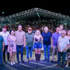 Lucas Ribeiro prestigia Festival do Leite de Cabra, em Coxixola, e Festa do Queijo, em Caturité, e ressalta apoio do governo