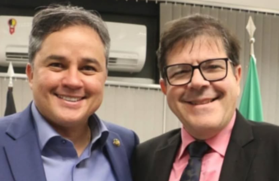 Enquanto prefeito declara apoio a Lucas, ex-prefeito Caio mantém aliança com Efraim Filho em Solânea