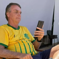 Especialistas veem descumprimento de medida cautelar por Bolsonaro após publicação de Flávio