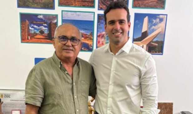ELEIÇÕES 2026: Prefeito de Pedras de Fogo anuncia apoio a Lucas Ribeiro