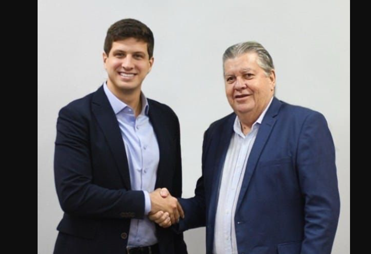 João Azevêdo recebe visita de João Campos e tratam de fortalecimento do PSB e experiências de gestão