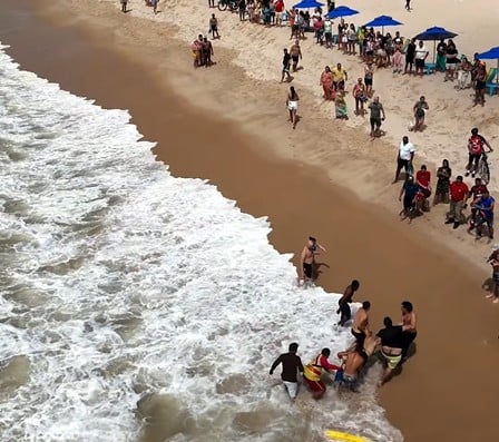 Jovem de 23 anos morre após sofrer afogamento em praia de JP