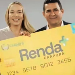 Prefeitura de Caaporã entrega cartões do programa “Renda Mais Caaporã” para famílias em situação de vulnerabilidade