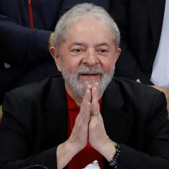 Lula resistiu à prisão, recusou tornozoleira mas não fugiu da Lei - Por Nonato Guedes