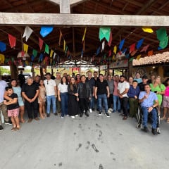 Deputado Murilo Galdino cumpre agenda em Picuí e participa de motocross