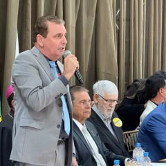 Deputado Chico Mendes celebra aniversário de Padre Rolim em sessão especial da ALPB