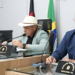 Câmara de Santa Rita barra criação de secretarias essenciais e trava construção de 500 casas populares; entenda