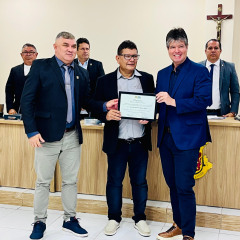 Deputado Ruy Carneiro participa de Sessão na Câmara de Conde, entrega de título de cidadão e defende acessibilidade nas praias