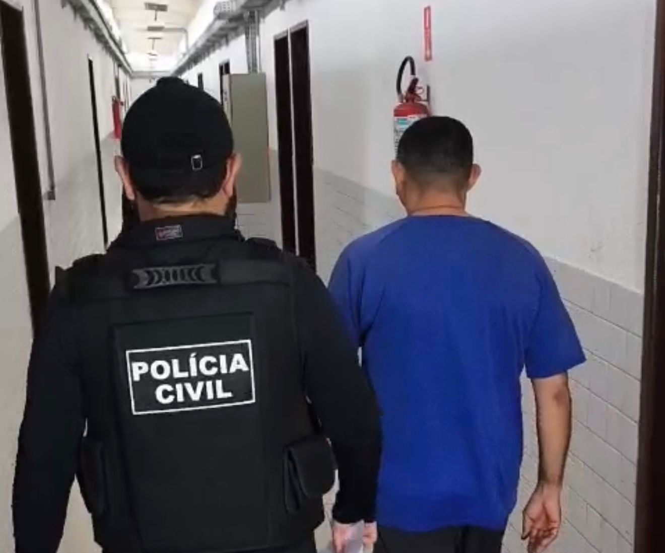 POLÍCIA NAS RUAS: Pastor é preso em operação contra emissão falsa de boletos de plano de saúde - VEJA O VÍDEO