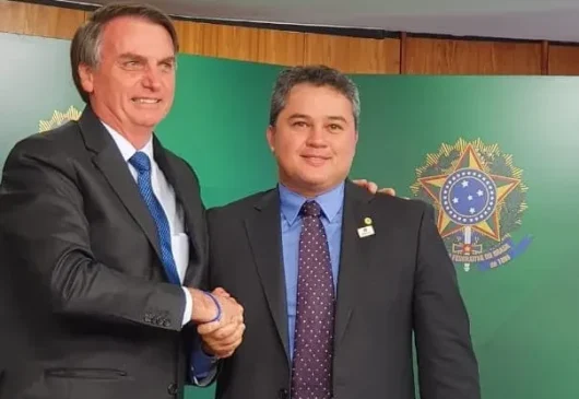 Efraim Filho assina pedido de impeachment contra Alexandre de Moraes após decisão contra Bolsonaro; assista