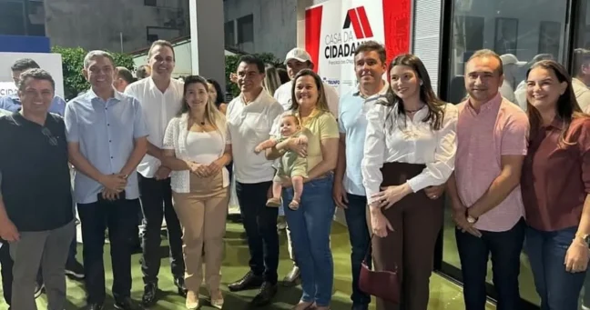 Prefeito Luiz Claudino prestigia posse de vereadores e inauguração da Casa da Cidadania em Triunfo
