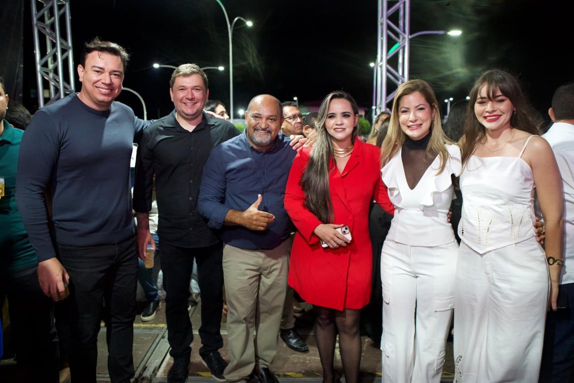 Deputada Danielle do Vale visita municípios de Tavares, Santa Isabel e Manaíra e amplia diálogo político no Sertão
