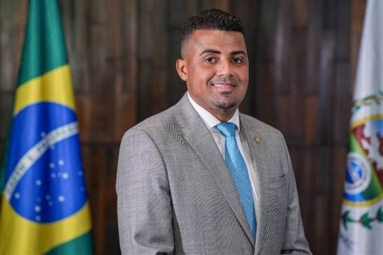 Deputado é preso no RJ sob suspeita de negociar armas para o Comando Vermelho