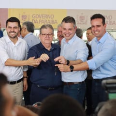 Com diálogo e articulação, André Coutinho garante mais um ônibus escolar junto ao Governo do Estado