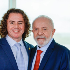 Veneziano revela que conversou com Lula sobre a candidatura de Cícero ao Governo - VEJA O VÍDEO