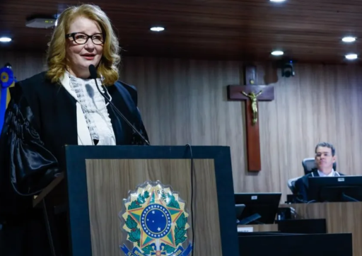 Helena Fialho assume TRE-PB e alerta para desafios da inteligência artificial e fake news nas eleições 2026