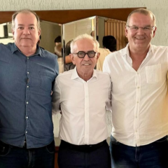 Vereadores da base de Jackson Alvino anunciam apoio a Cícero Lucena