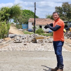 10 km de transformação: Em menos de 5 anos, Chicão Bernardo fez mais calçamento rural que 3 décadas de gestões anteriores