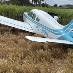 Cícero Lucena grava vídeo após pane de avião e pouso forçado em Alagoa Grande - VEJA