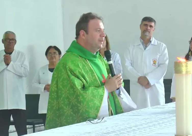 Padre Fabrício encerra missão em Arcoverde e retorna à Diocese de Patos após seis meses