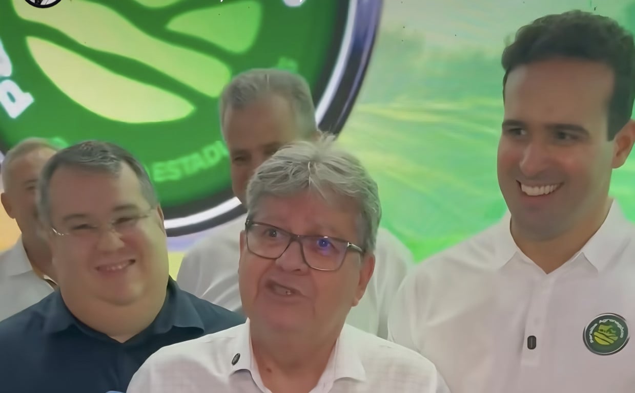 Azevêdo crava Lucas como candidato da continuidade e destaca distanciamento de Cícero: “Ele escolheu o seu caminho” Azevêdo crava Lucas como candidato da continuidade e destaca distanciamento de Cícero: “Ele escolheu o seu caminho”