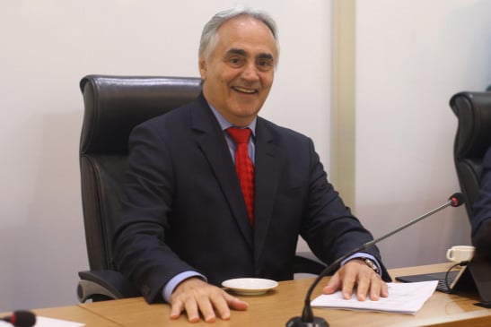 ALPB aprova por unanimidade Projeto de Lei de Luciano Cartaxo que garante prioridade em atendimento odontológico para mulheres vítimas de violência doméstica