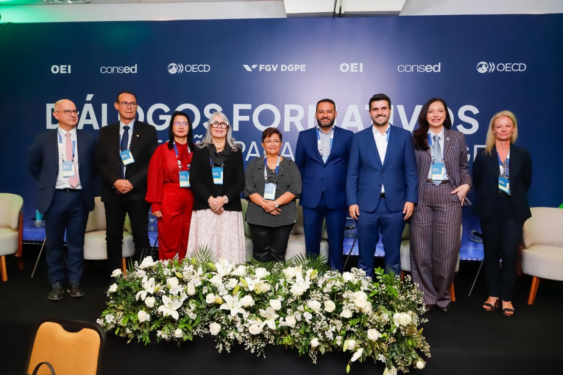 Wilson Filho apresenta iniciativas da Secretaria de Educação durante evento internacional promovido pela FGV