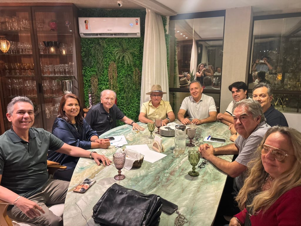 Aguinaldo e Enivaldo Ribeiro reúnem deputados e pré-candidatos do Progressistas para alinhar estratégias de 2026