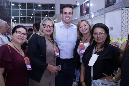 Vice-governador visita 17ª Feira Paraibana da Beleza e destaca fortalecimento econômico da Paraíba